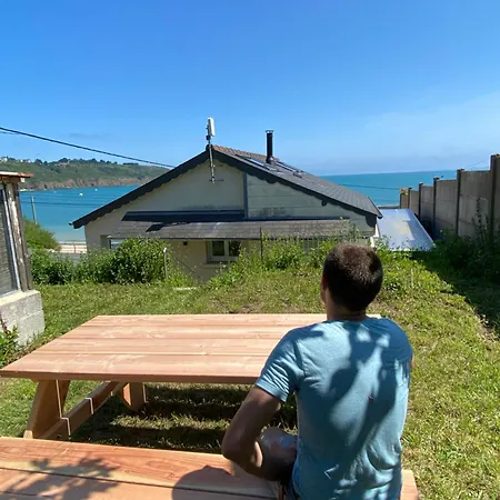 House Maison De Les Pieds Dans L Eau *
